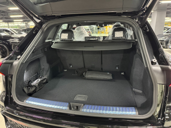 Audi Q5 40 TDI quattro S Line Black Edition (80A) 2025, внешний вид 4