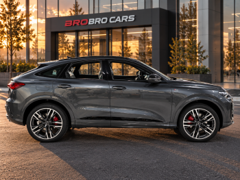 Audi Q5 45 TFSI quattro Sportback S Line (80A) 2025, внешний вид 2