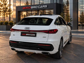 Audi Q5 45 TFSI quattro Sportback S Line (80A) 2025, внешний вид 3