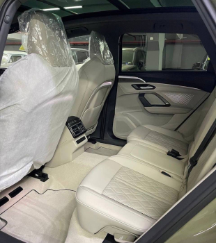 Audi Q5L Quattro