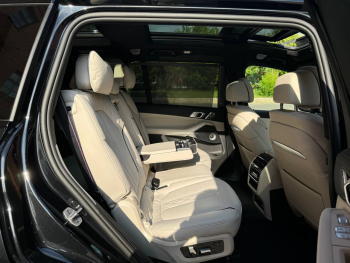 BMW X7 40d Black