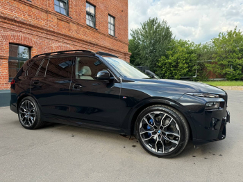 BMW X7 40d Black