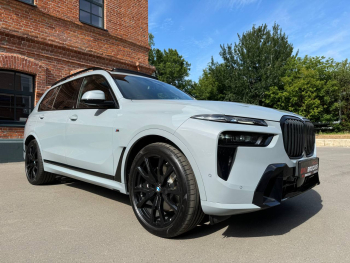 BMW X7 40d Brooklyn Grey