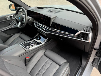 BMW X7 40d Brooklyn Grey