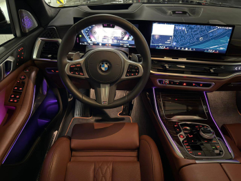 BMW X7 xDrive40d M Sport Pro Black Sapphire 2025
