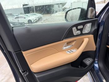 Mercedes-Benz GLS450 2025